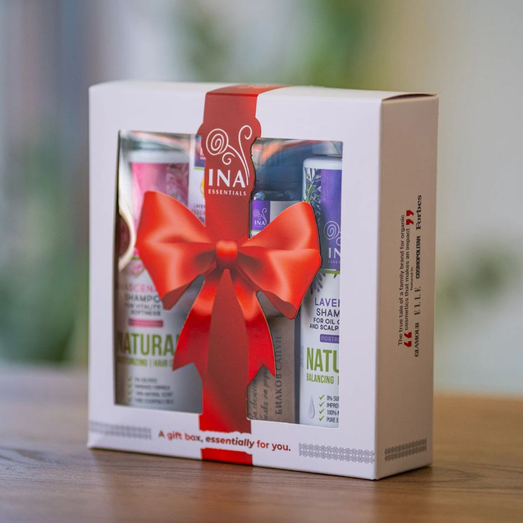 InaEssentials Ajándékdoboz (17,8cm × 14,7cm × 5cm)