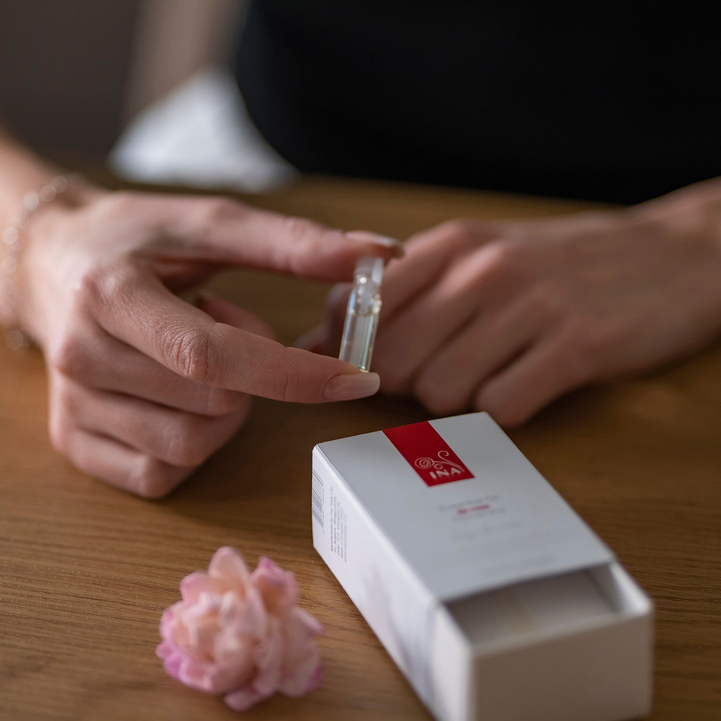 Organikus Rózsa Illóolaj - Rosa Damascena olaj