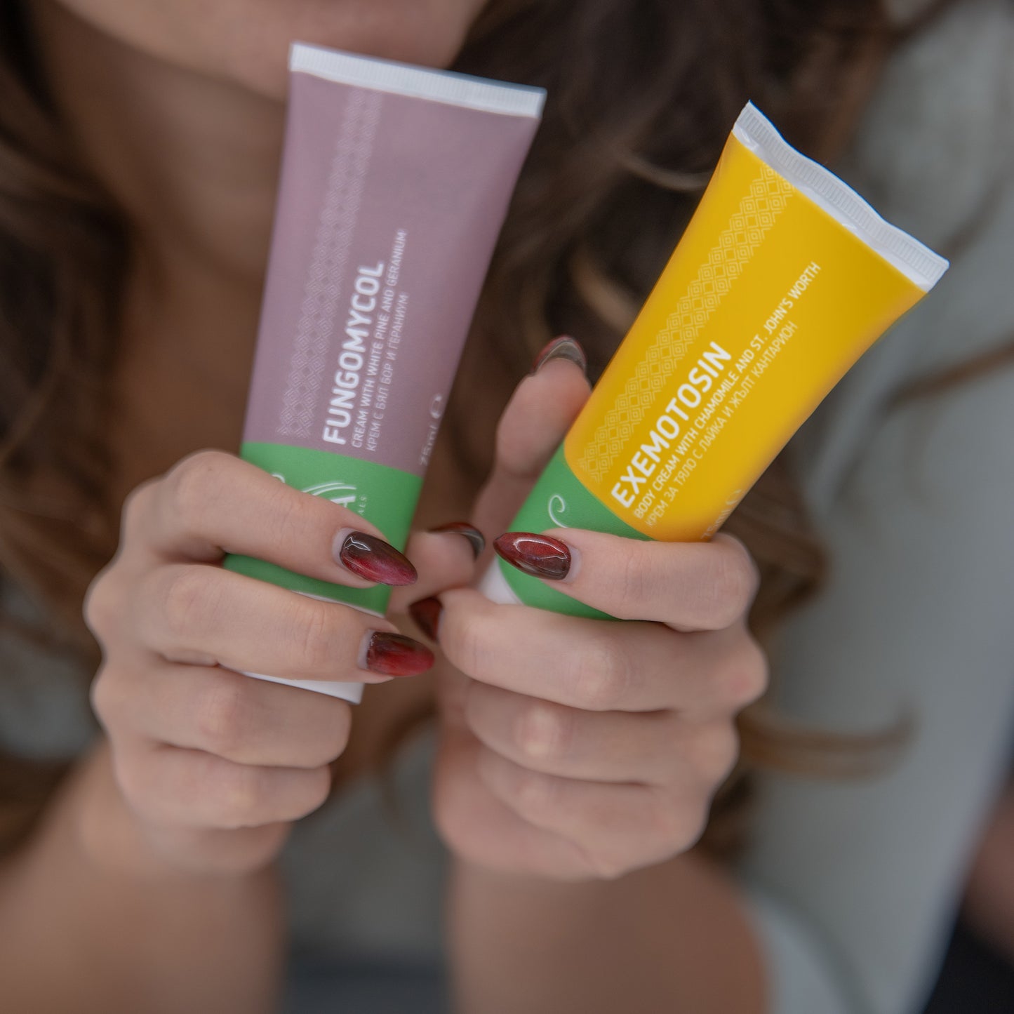 Krém pikkelysömörre, ekcémára és irritált bőrre - orbáncfűvel, kamillával és propolisszal