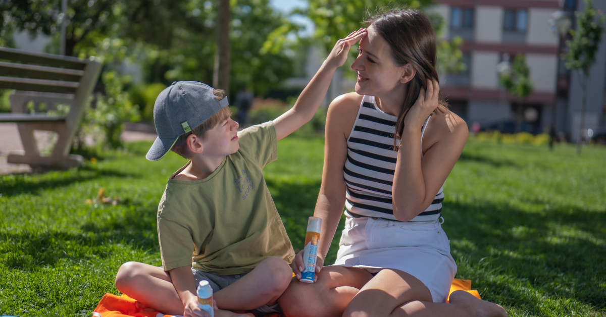 Természetes napvédelem teljes útmutatója — SPF 50 arcra és testre