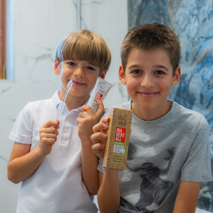 Természetes Fluoridmentes Fogkrém Cserszömörce, a Fekete-tengeri lúggal és Posztbiotikummal - Ina Dent-All