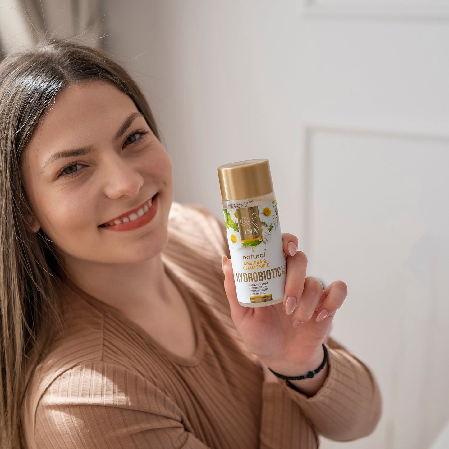 Hydrobiotic - Kamilla, Citromfű és Aloe Vera - intenzív nyugtató ápolás Érzékeny bőrre