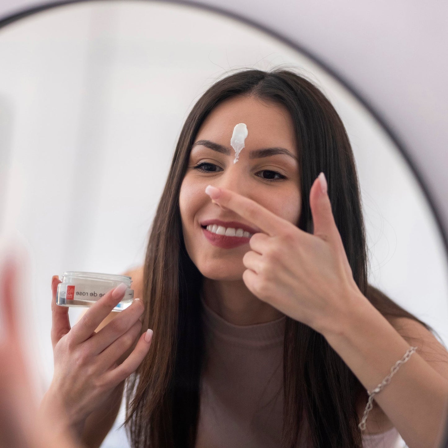 Vásároljon 1 Creme de Rose-t, és 3 terméket kap ingyen